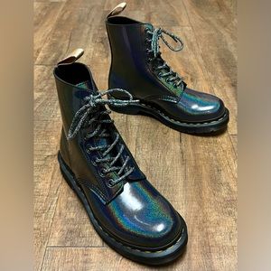 Like New! Dr. Martens Gunmetal Prysm Rainbow Iridescent boots L 6 / UK 4